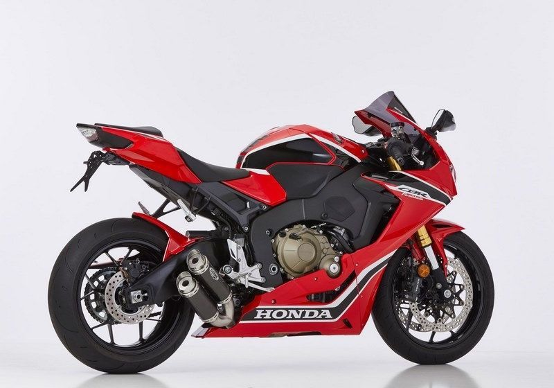 SHARK（シャーク）マフラー Track 1000 スリップオンエキゾースト (4-2) HONDA CBR1000RR (SC77-2017) |  850210 - メルカリ