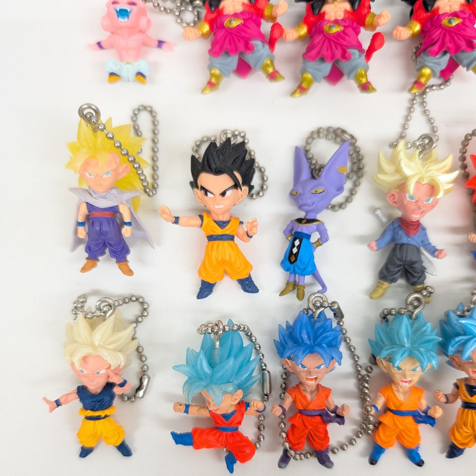ドラゴンボール フィギュア ストラップ 約50個以上 ホットセールドラゴンボールアクションフィギュア孫悟空