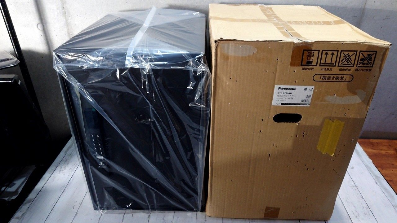 Panasonic パナソニック 宅配ボックス e-COMBO Light イーコンボライト ミドルタイプ 高さ59cm CTN6220RB マットブラック