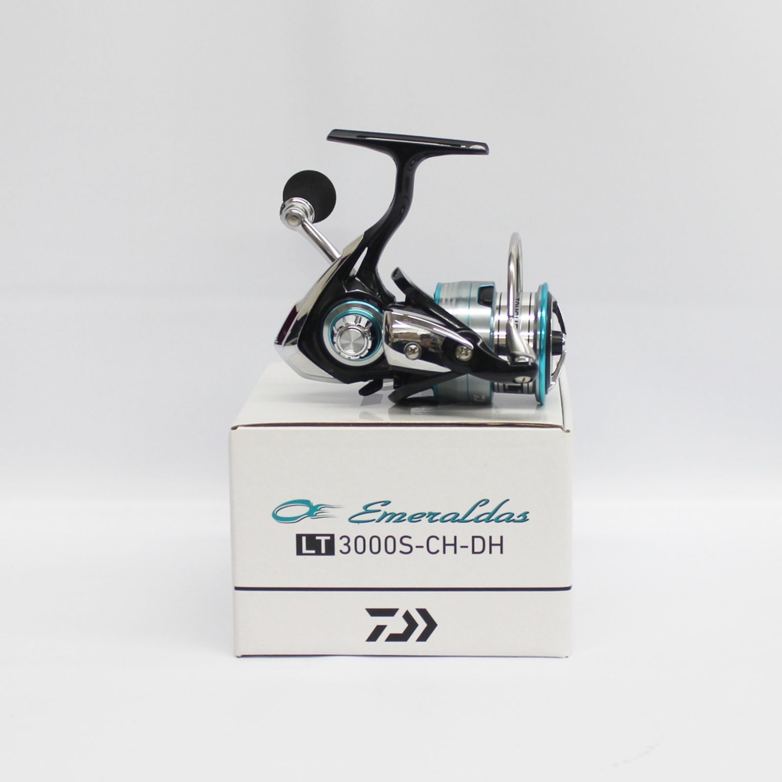 【未使用品】DAIWA 19 EMERALDAS LT 3000S-CH-DH 00060103