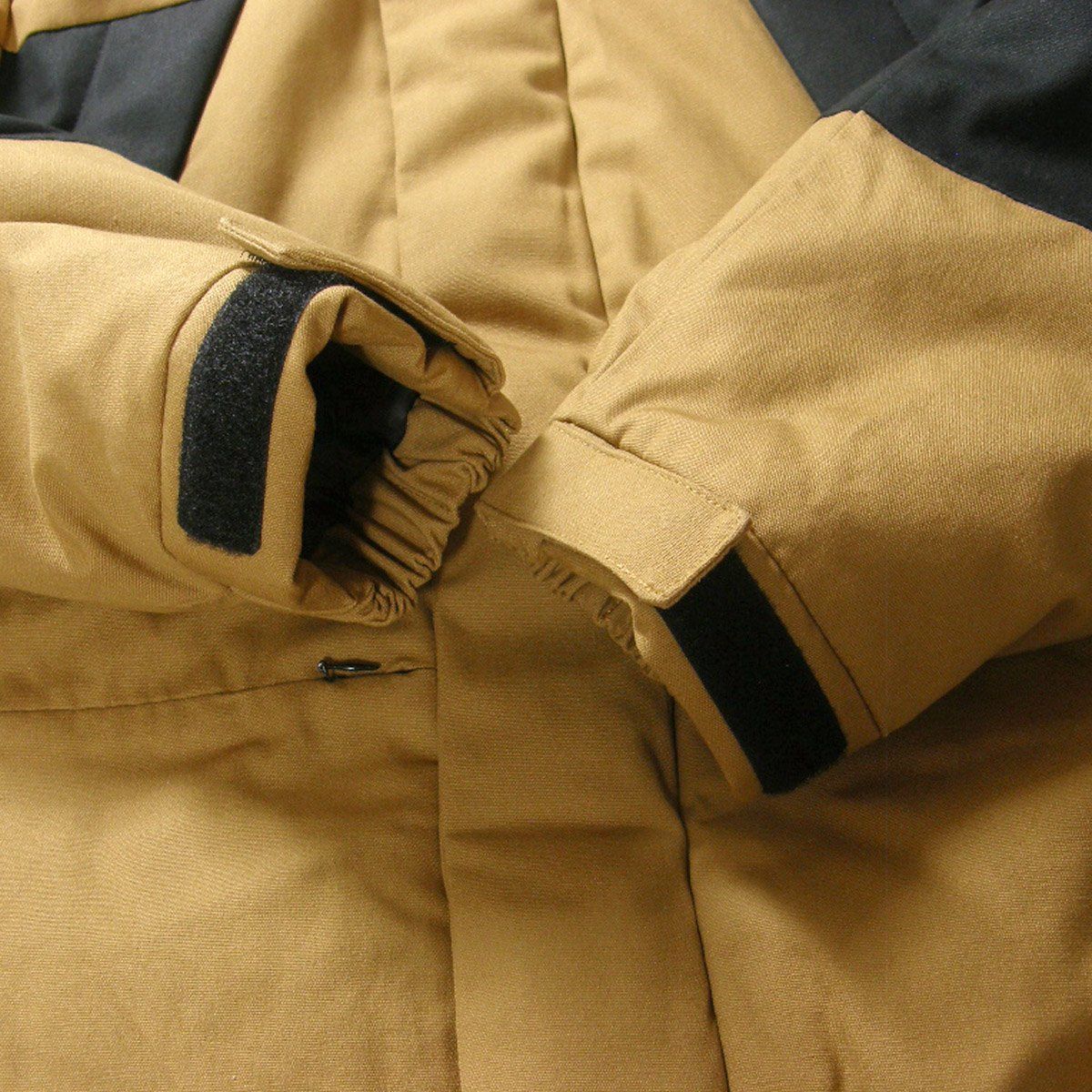 新品】 FIRST DOWN × FREAK