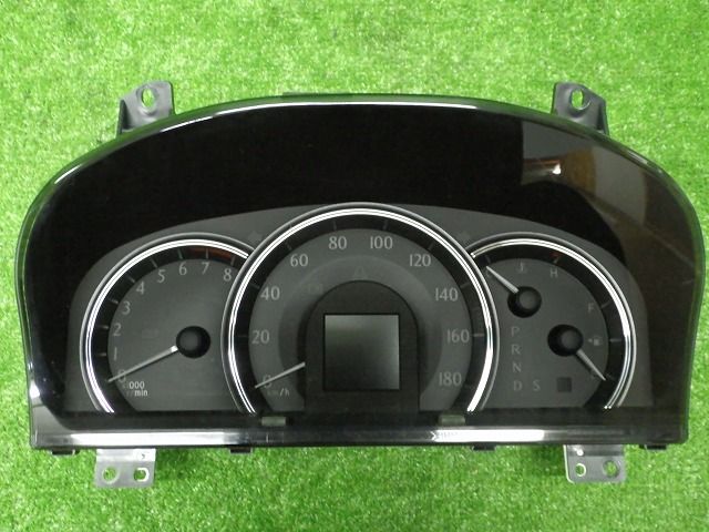 トヨタ GRS203 クラウン ロイヤル 後期 スピードメーター 110692 211115004
