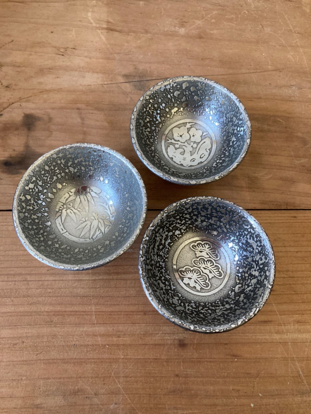 新品未使用　薩摩錫器 【サツマ 岩切 正錫】銘有  徳利と三盃セット◎酒器