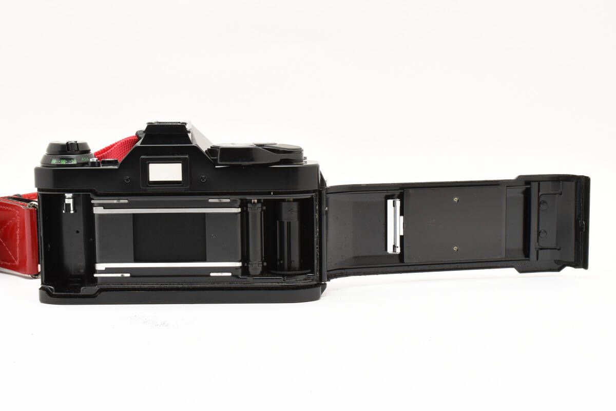 【整備済完動品】CANON AE-1 PROGRAM ズームレンズ35-70mm Canon AE-1 Program + Canon 35-70mm f/3.5-4.5 Manual Film