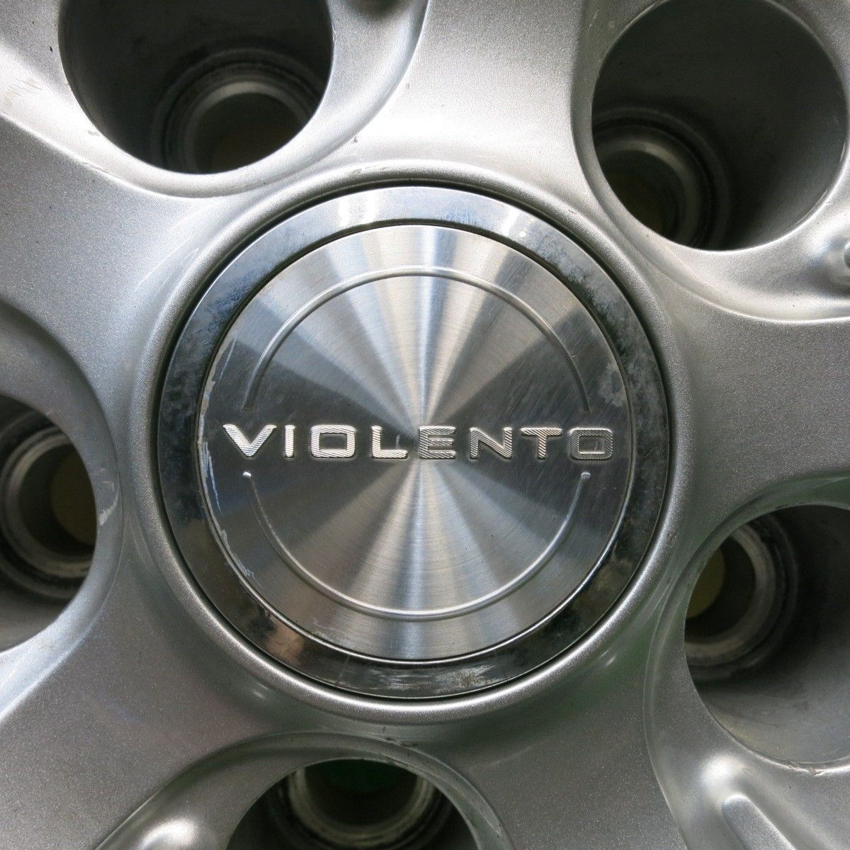 ③ タイヤ新品！ブリヂストン アイスパートナー VIOLENTO アルミホイール付きスタッドレスタイヤ 4本セット　175/65/15 アクア スタッドレスタイヤ ICEPARTNER2（アイスパートナー２） 商品説明