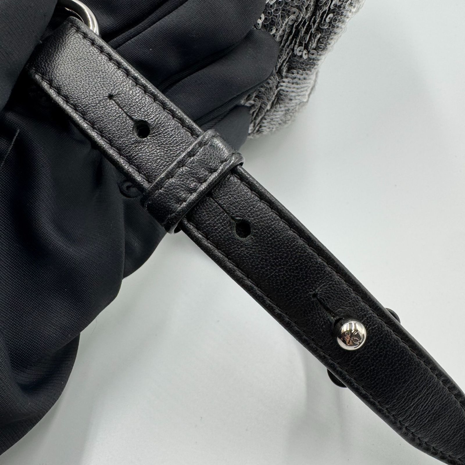 CHANEL ウエストバッグ スパンコール ブラック シルバー シルバー金具