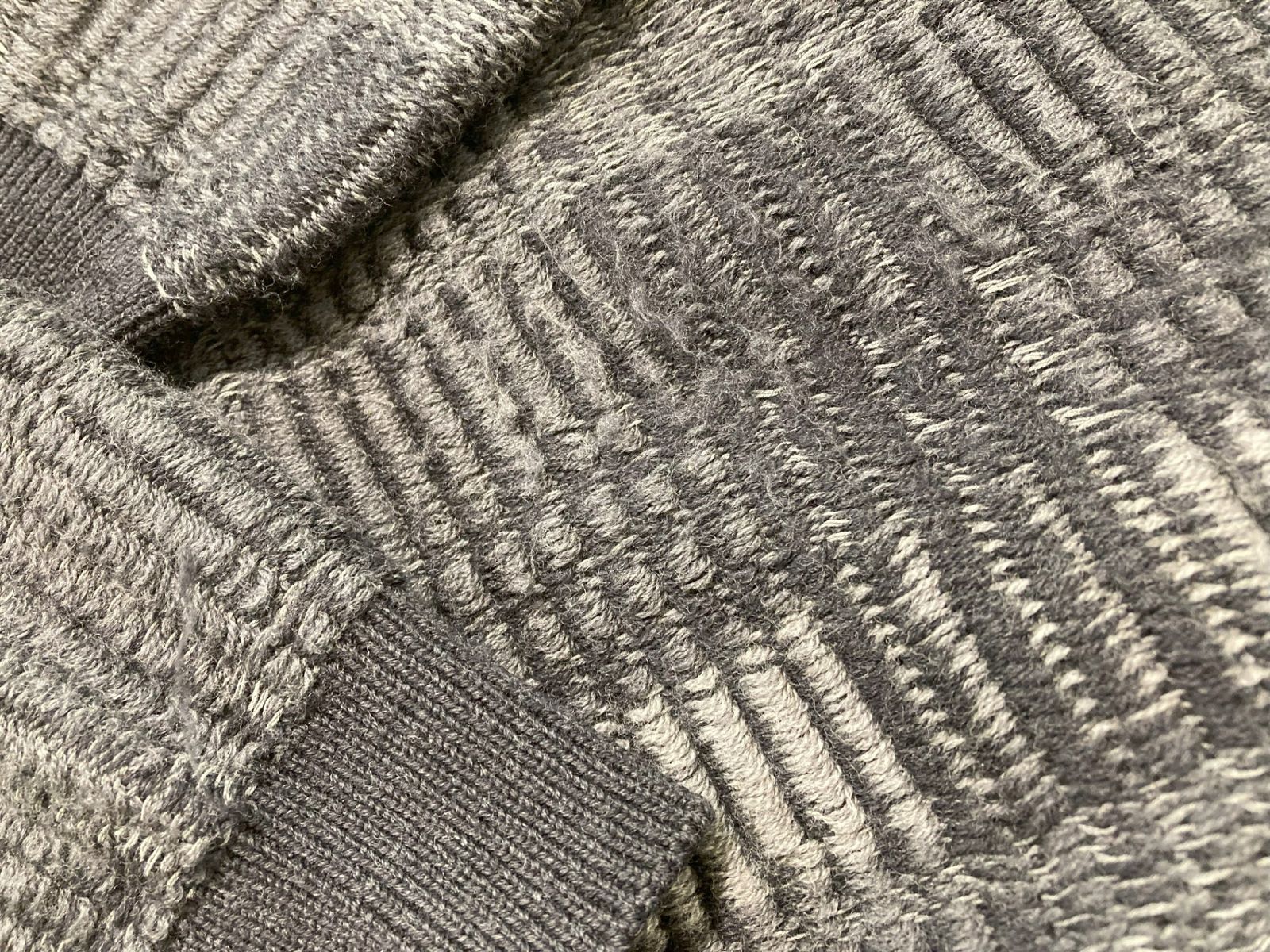 MAISON MARGIELA メゾンマルジェラ S50HA0364 S14314 V NECK