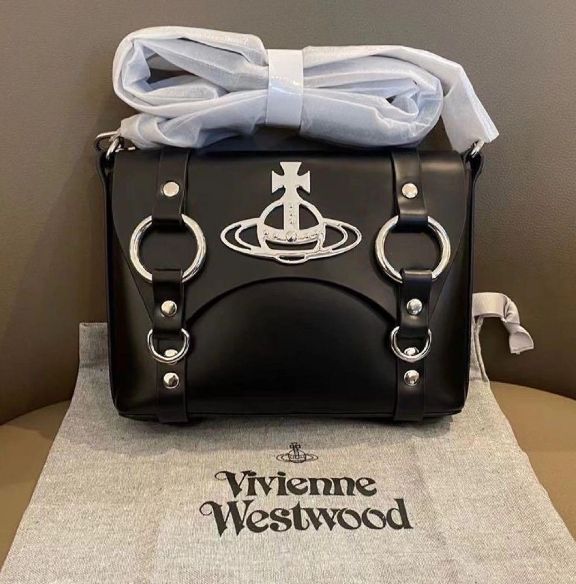 Vivienne Westwood BETTY ミニサッチェル バッグ ヴィヴィアンウエストウッド ベティ ショルダーバッグ 男女兼用 ユニセックス  - メルカリ