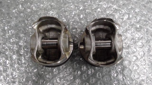 CB400SF VTEC REVO NC42-1010xxx の ピストン 2 1760582788