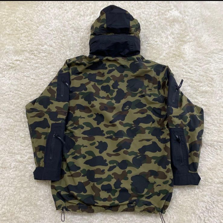 WTAPS x A BATHING APE マウンテンパーカー カモフラ - メルカリ