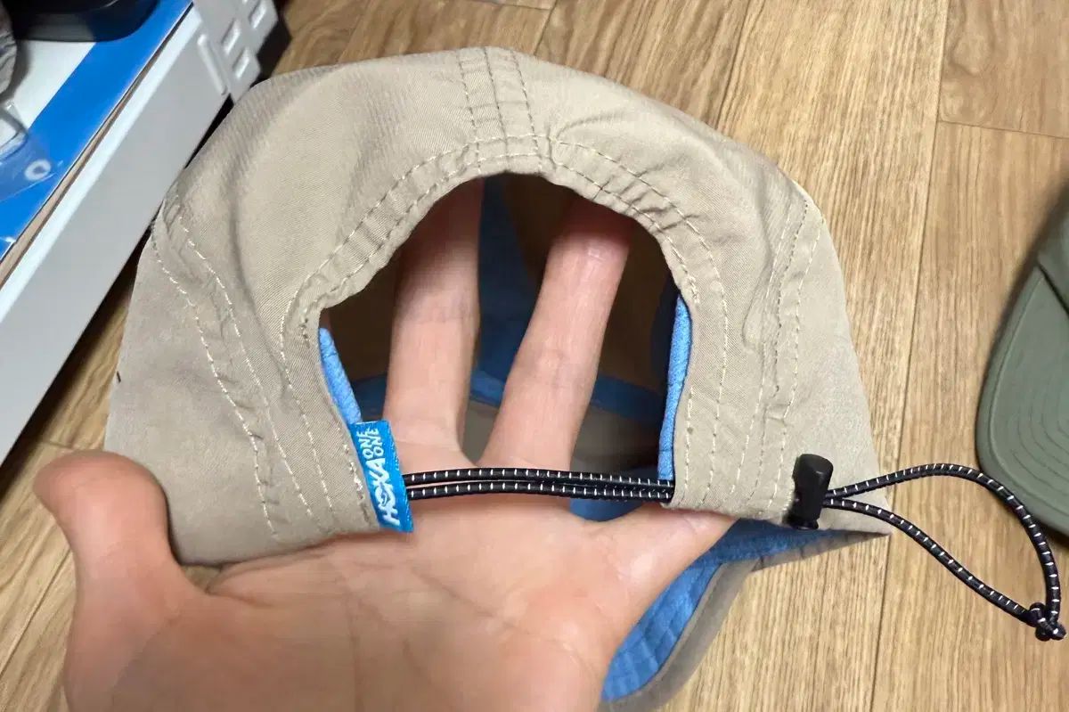 販売