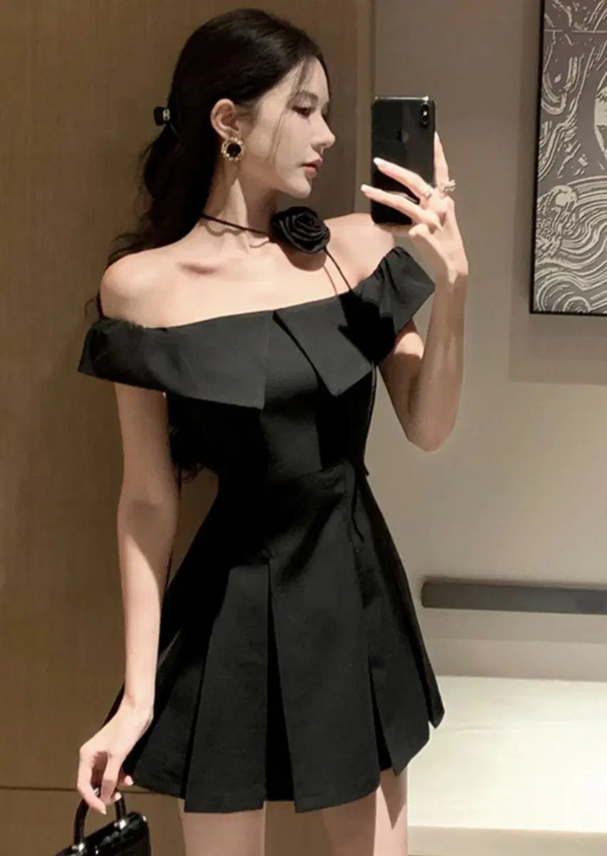 (国際配送) 黒 ミニ ドレス