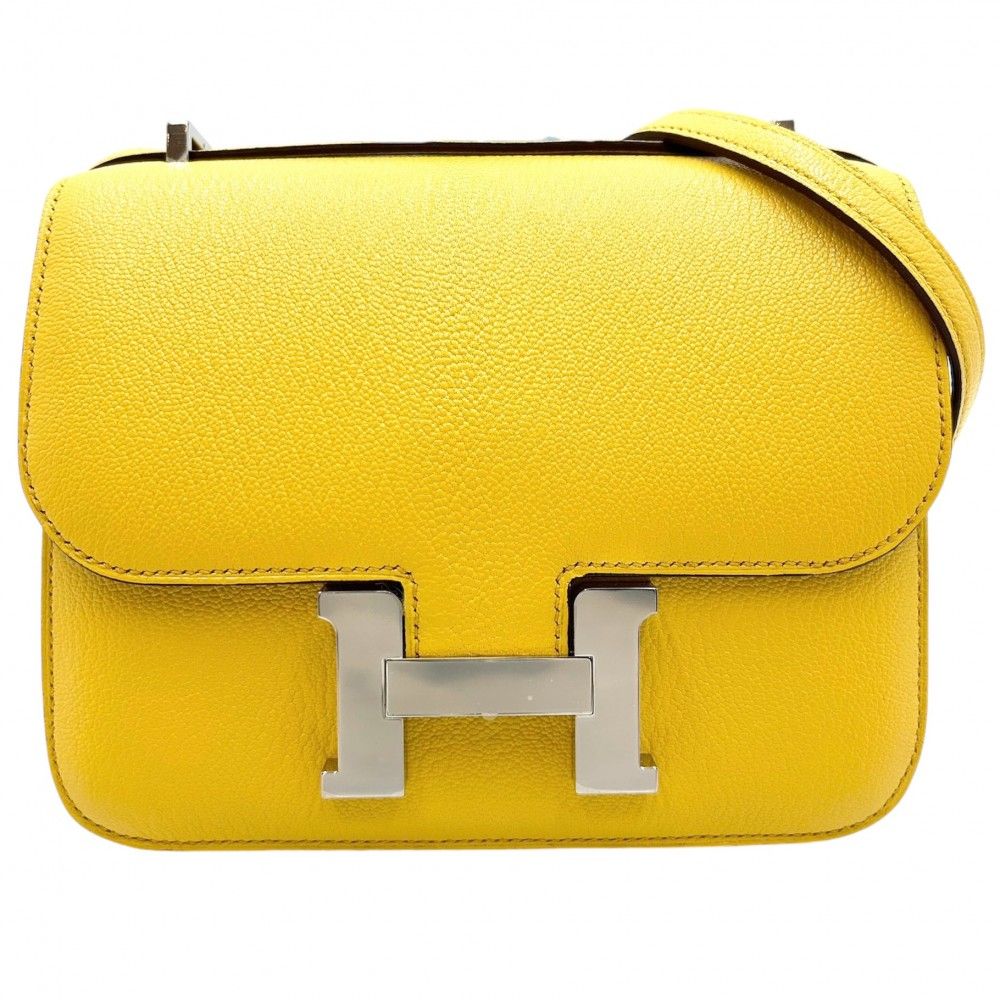 CHANEL バイカラー ミニマトラッセ ゴールド金具 斜め掛けOK CHANEL バイカラー ミニマトラッセ ゴールド金具 斜め掛けOK CHANEL