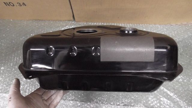 トリシティ125 SE82J-009xxx の ガソリンタンク:#1695956657 - メルカリ