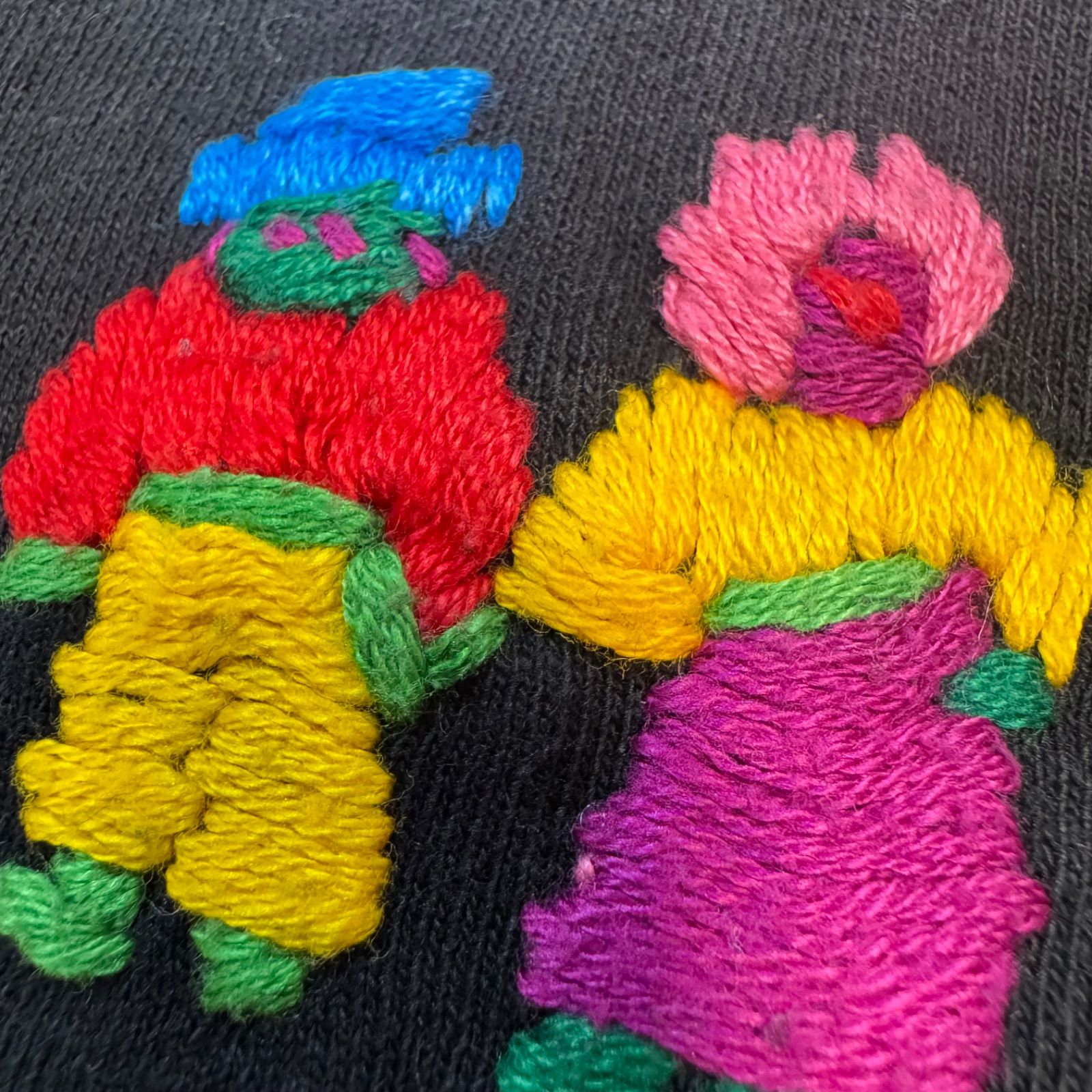 90s ビンテージTシャツ ハンドメイド 刺繍 可愛い スーバニアT 90s ビンテージTシャツ ハンドメイド 刺繍 可愛い スーバニアT