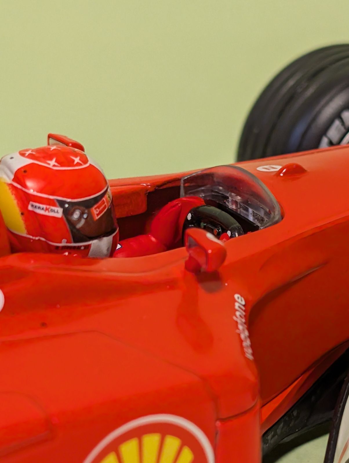 2002年序盤戦限定マシン 1/18 マテル フェラーリF2001 2002年モデル