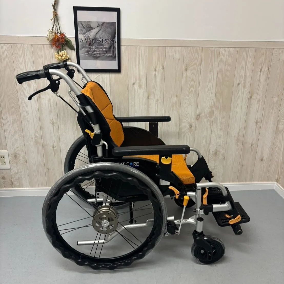 NEXT-50B 松永製作所 ネクストコアシリーズ ミニモ 自走式車椅子　美品 NEXT－50B ネクストコア・ミニモ（自走型） – 株式会社