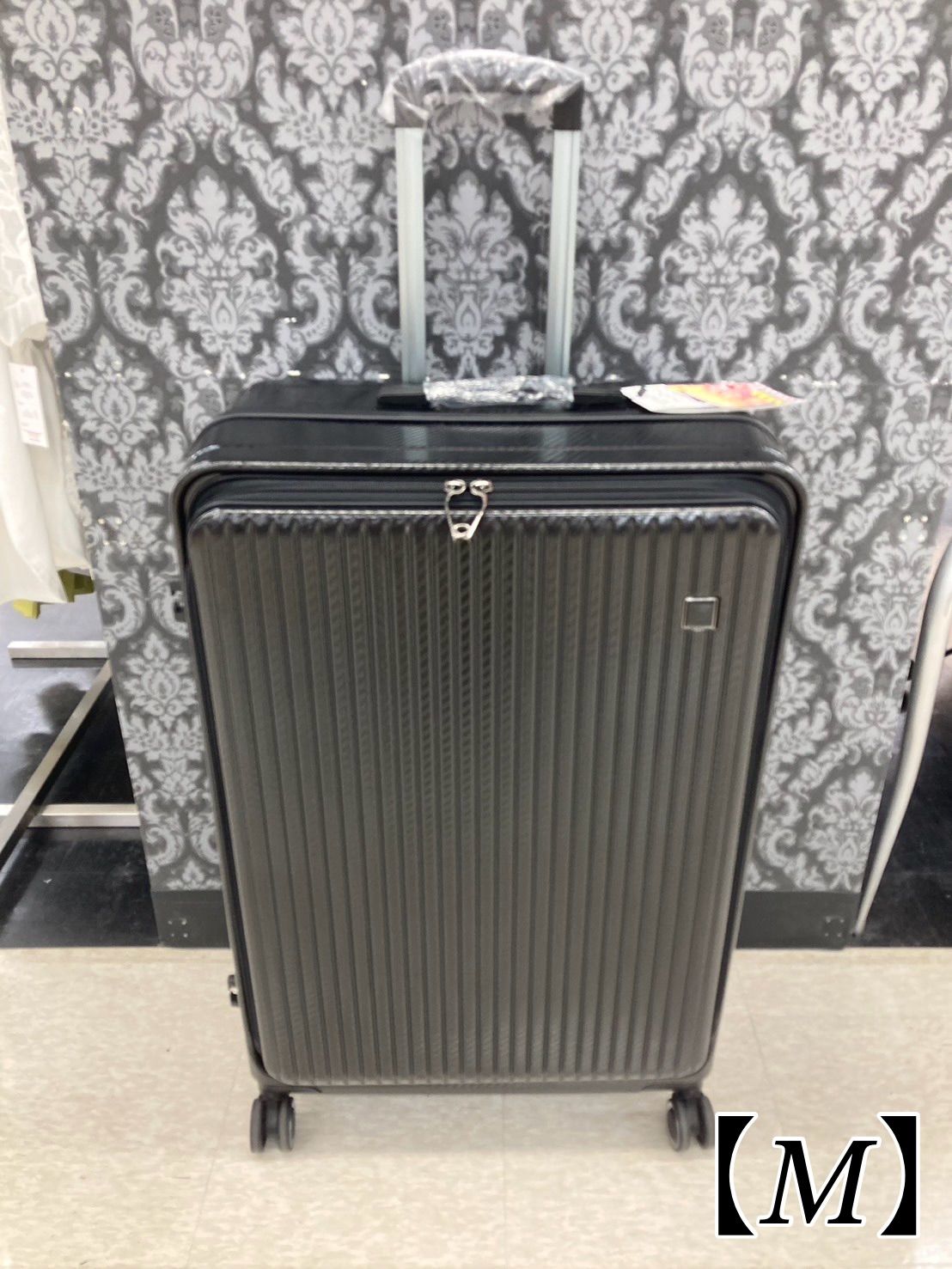 フロントオープン】Mサイズ キャリーケース ブラック 人気 スーツ