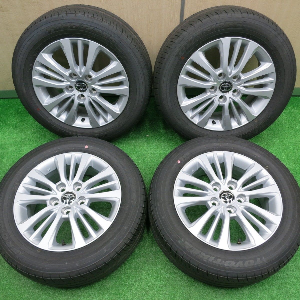 新車外し 24年 トヨタ 90系 ノア ヴォクシー 純正 ENKEI 205|60R16 トーヨー プロクセス J68 16インチ PCD114.3|5H 4091301NJノ