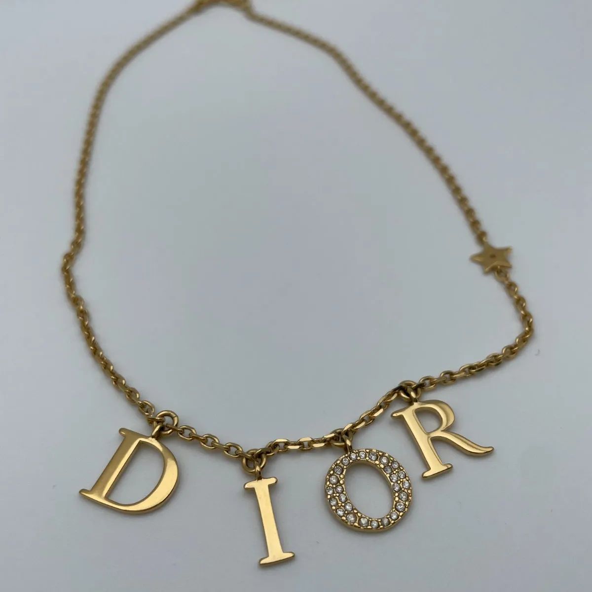 Dior ロゴ ネックレス ディオレボリューション スター DIOR ロゴ ネックレス ディオレボリューション スター - メルカリ