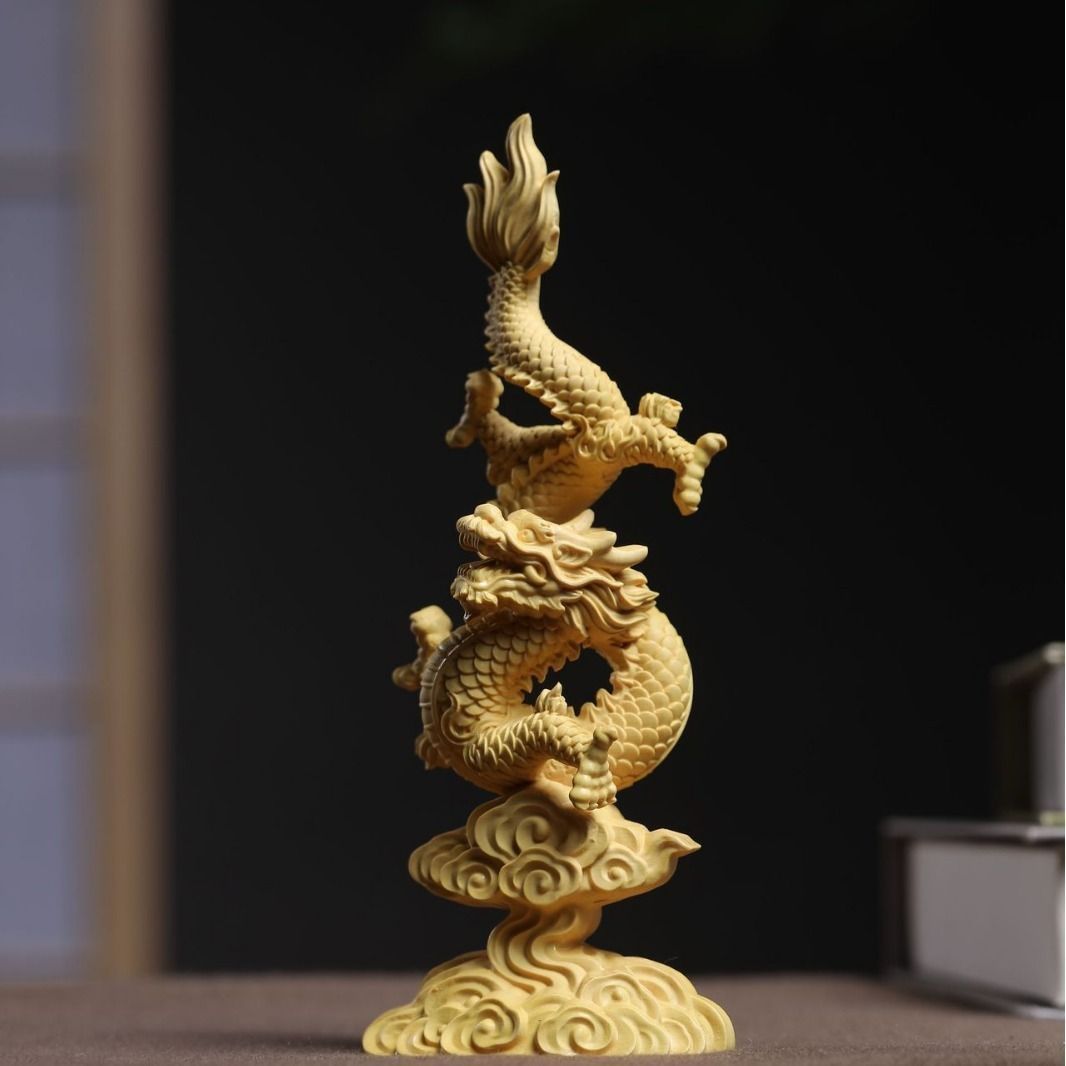 龍 ドラゴン 木製 木彫 オレンジ イエロー 置物 オブジェ 金龍 風水 開運 縁起 干支 中国 貯金箱 玄関 寝室 方角 店舗 金運 仕事運 健康運 伝統的 高品質 気高い