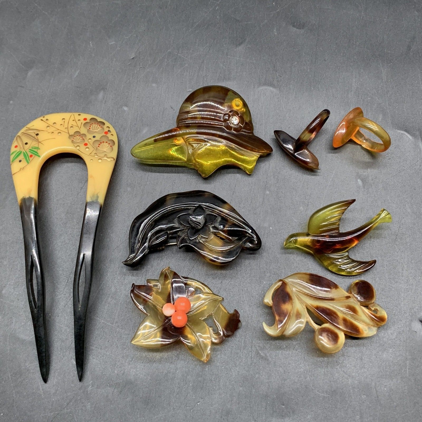 O316 べっ甲柄 アクセサリーまとめ 重量41g ブローチ ネックレス　リング指輪　簪かんざし　鼈甲色　中古 O316 べっ甲柄 アクセサリーまとめ 重量41g ブローチ ネックレス