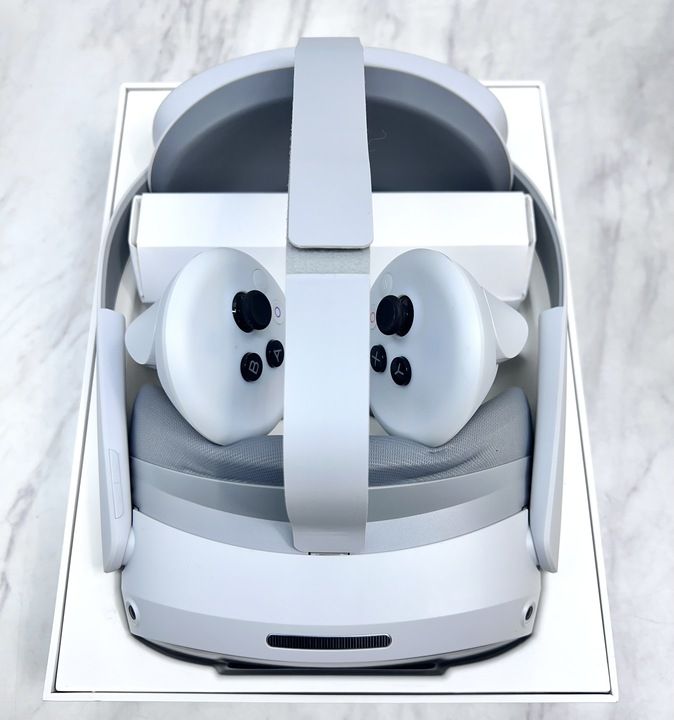 PICO 4 Ultra【新品未使用/未開封】 開封済・未使用品】PICO 4 Ultra 256GB 一体型VRヘッドセット