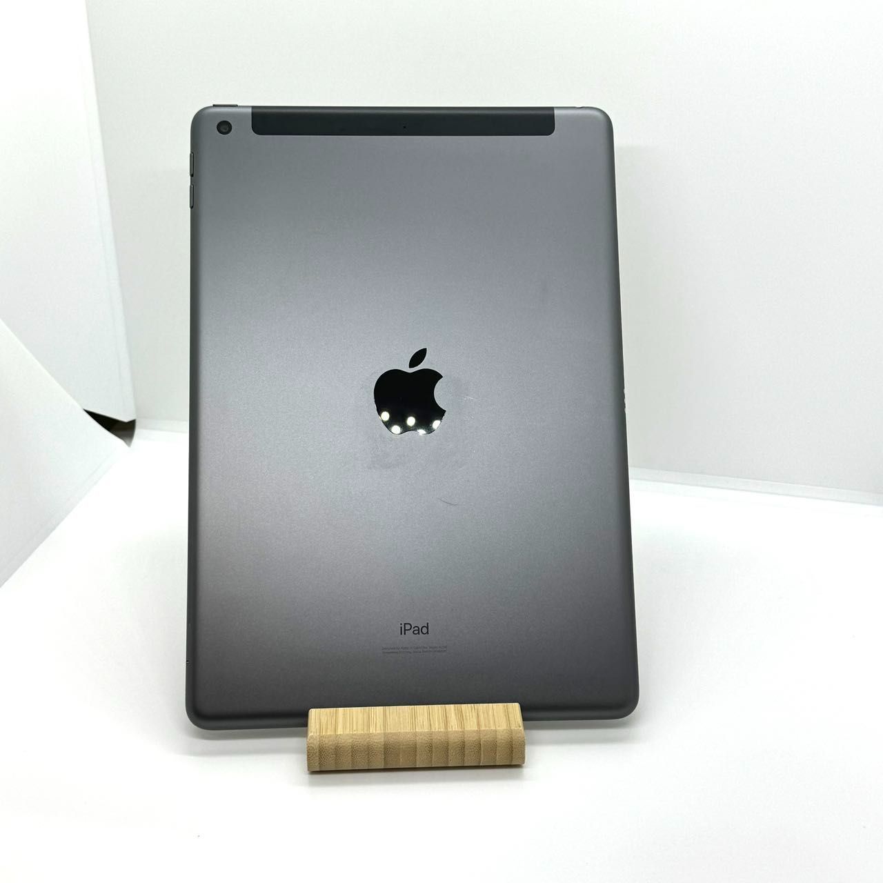 中古品 Bランク]iPad 10.2インチ 第7世代 Wi-Fi+Cellular 32GB 2019