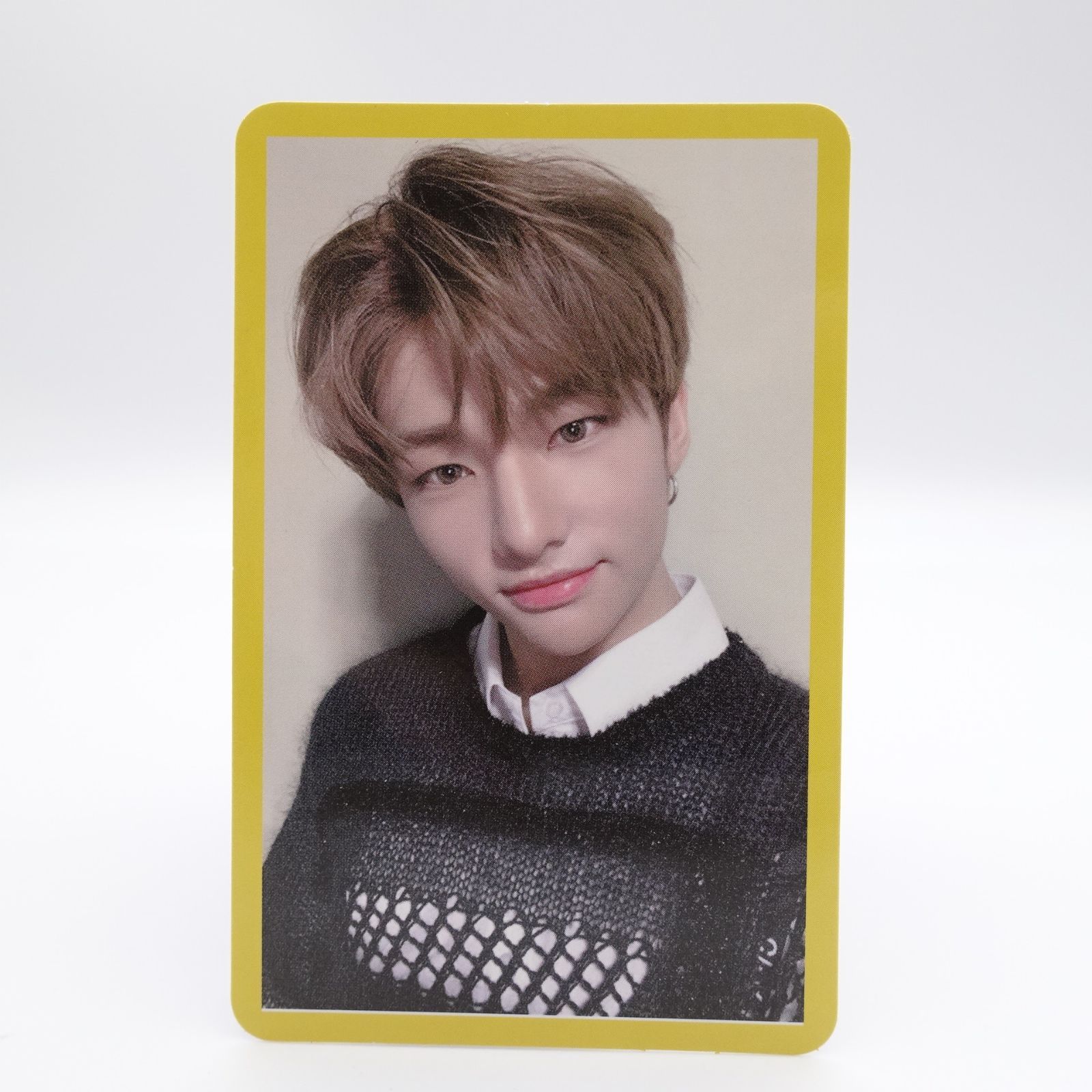 若者に人気のブランド Stray Kids Wood Yellow : 2 Cl<!-利用不可文字-!> ヒョンジン アイドル