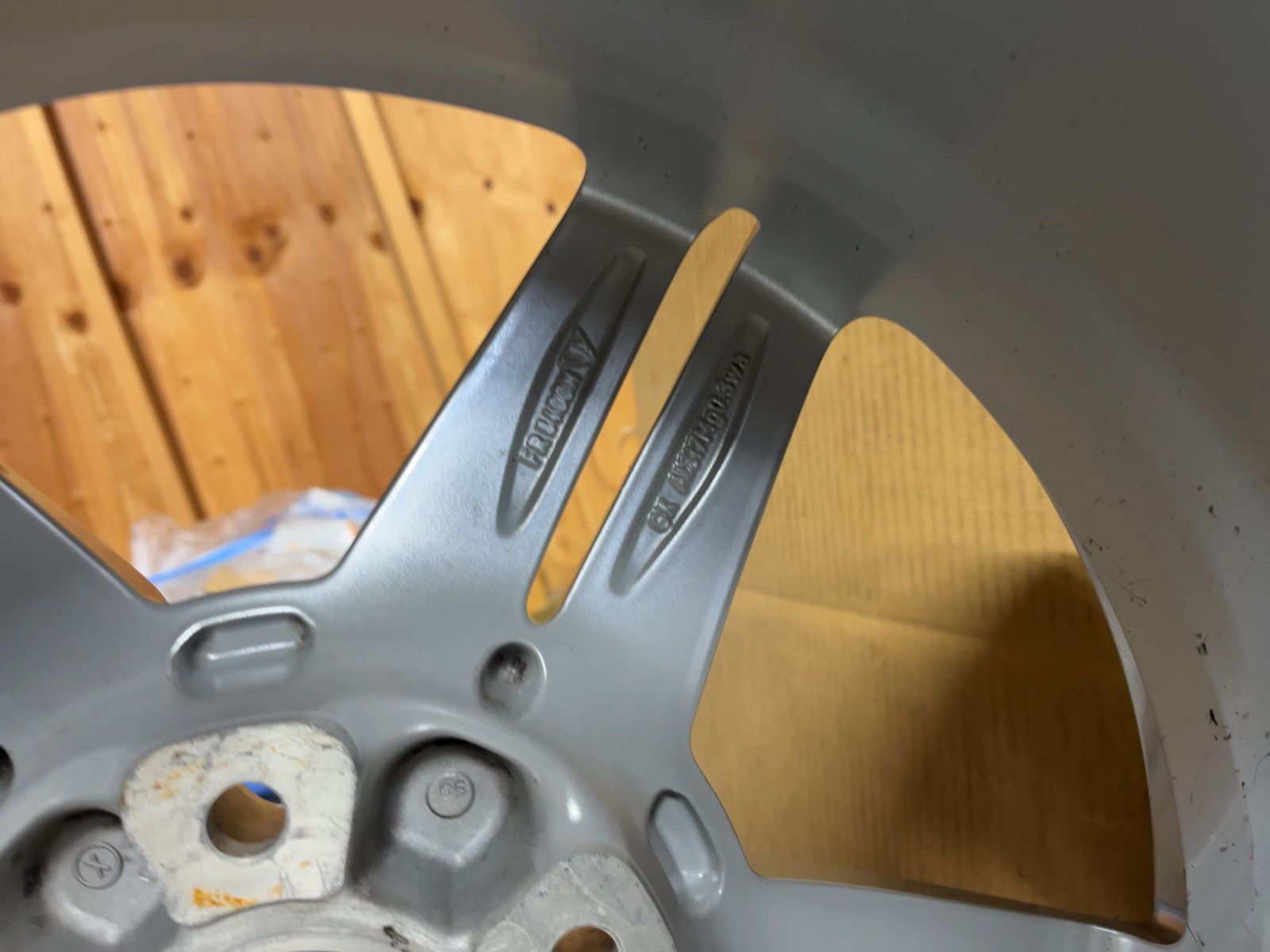 カイエン 純正品