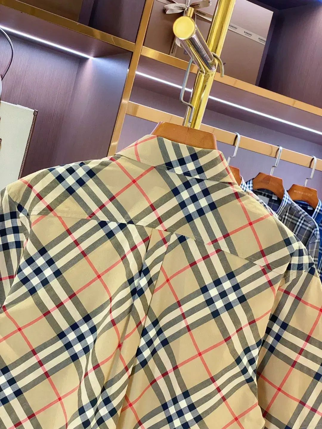 ボタン