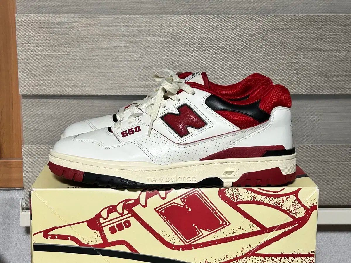 【雷市場（ポンジャン）商品韓国直送】 （ 280 ） New Balance(ニューバランス) 550 エメレオンドレ レッド