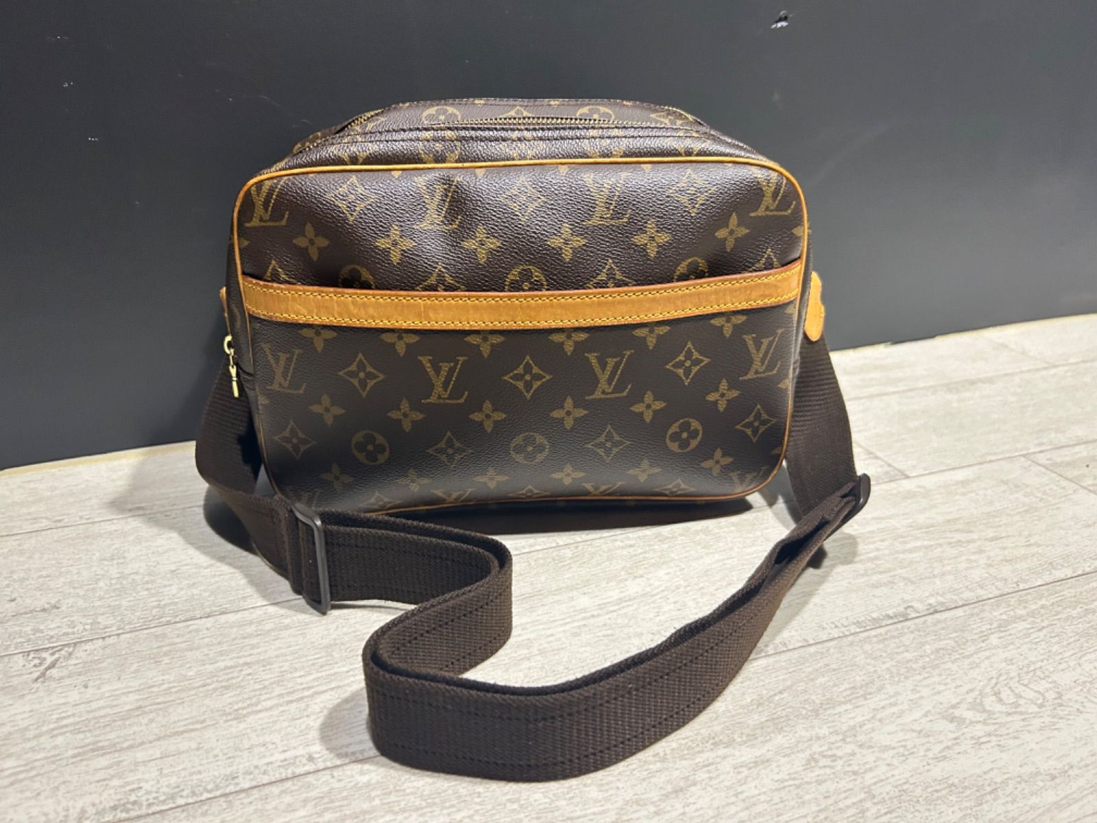 美品 ルイヴィトン エピ アルマ ハンドバッグ 赤 A265Oo LOUIS VUITTON
