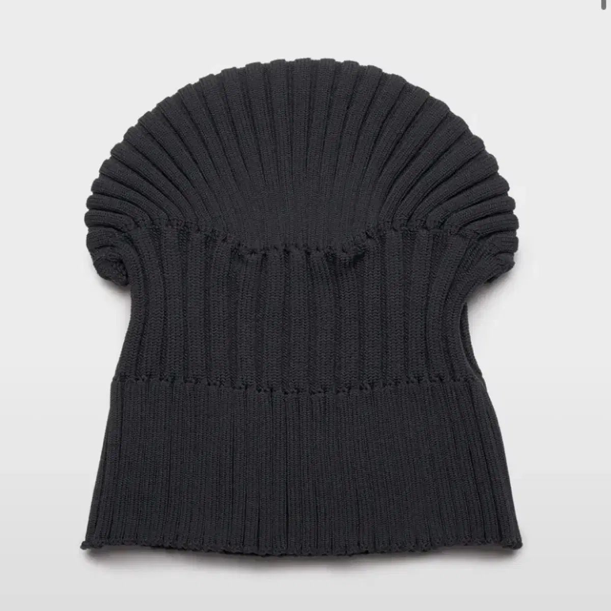 【雷市場（ポンジャン）商品韓国直送】 新品 CFCL Fluted beanie 溝付きです ビーニー チャコール
