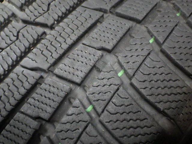 送料無料●2021年製造 約8～8.5部山●TOYO