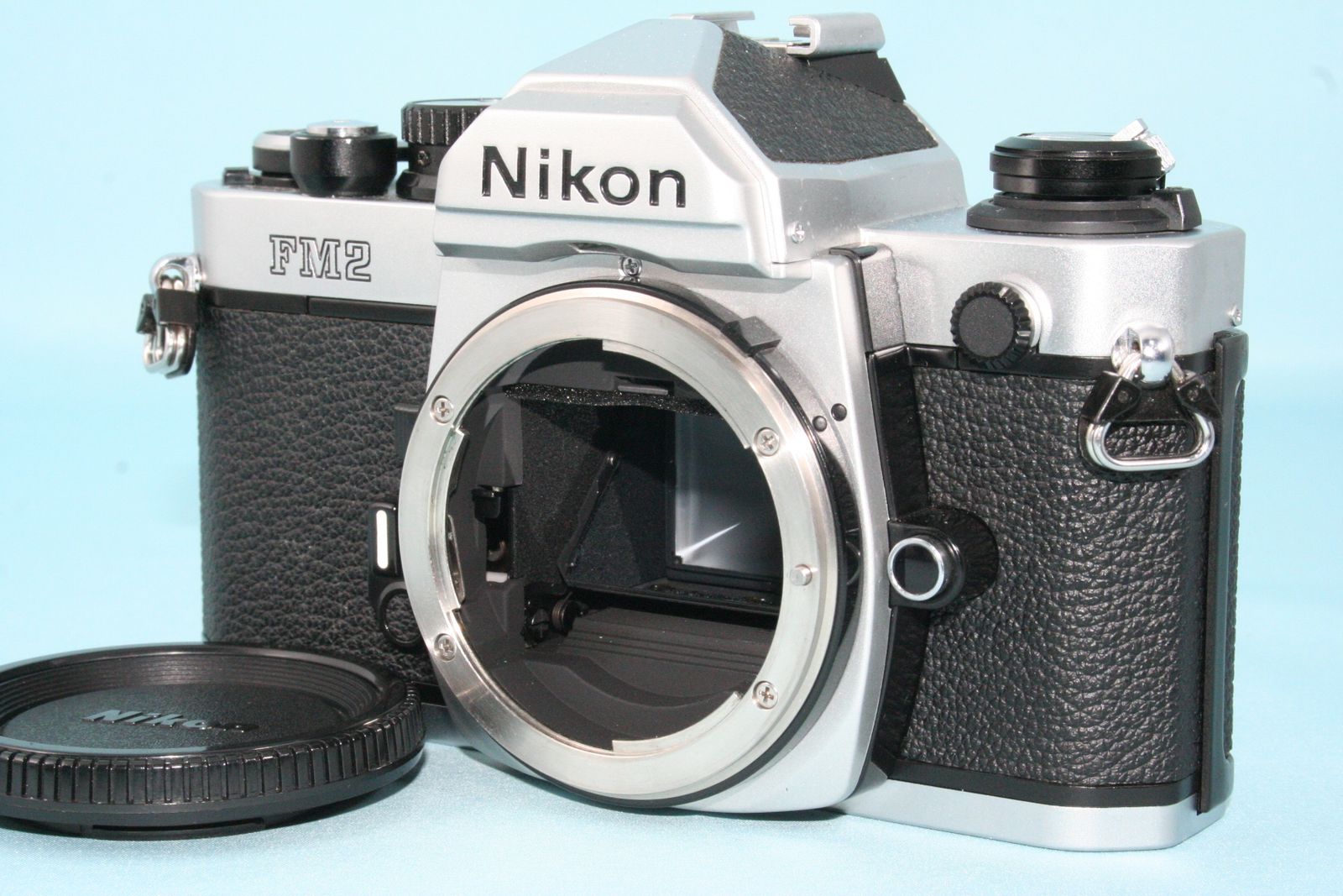 オーバーホール済み Nikon ニコン New FM2 後期型 シルバー 完動美品 フィルムカメラ
