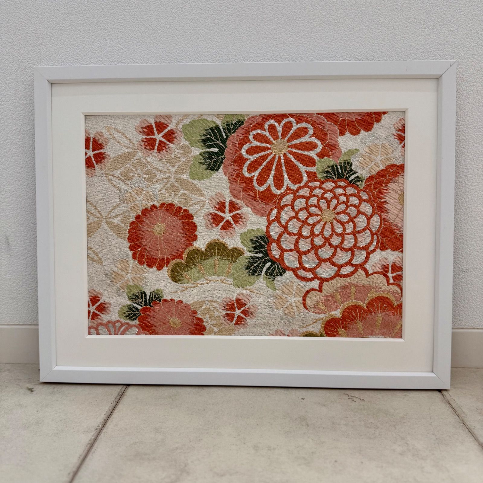 京都帯屋さん フレーム入りシルク織物アート 松と万寿菊