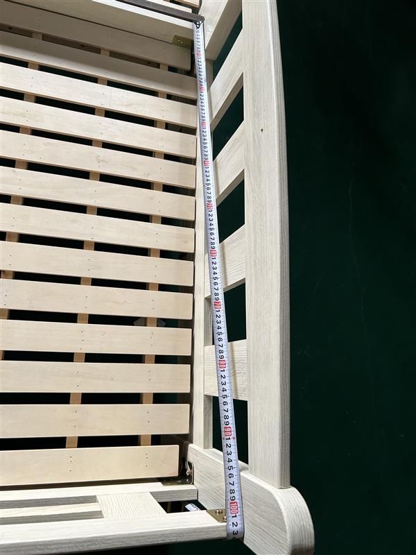 ホワイト色 シングルベットX2台