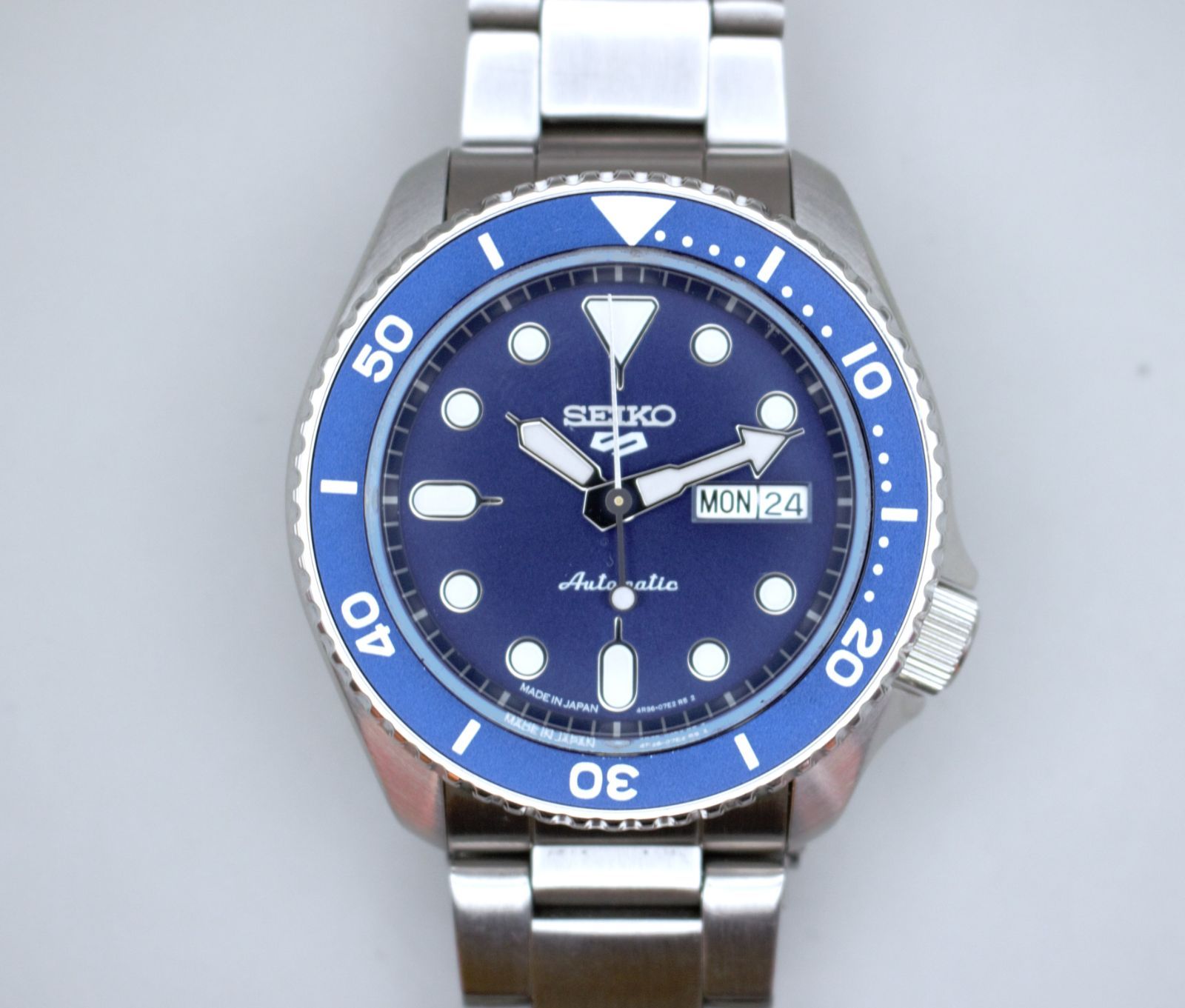 VRW-892