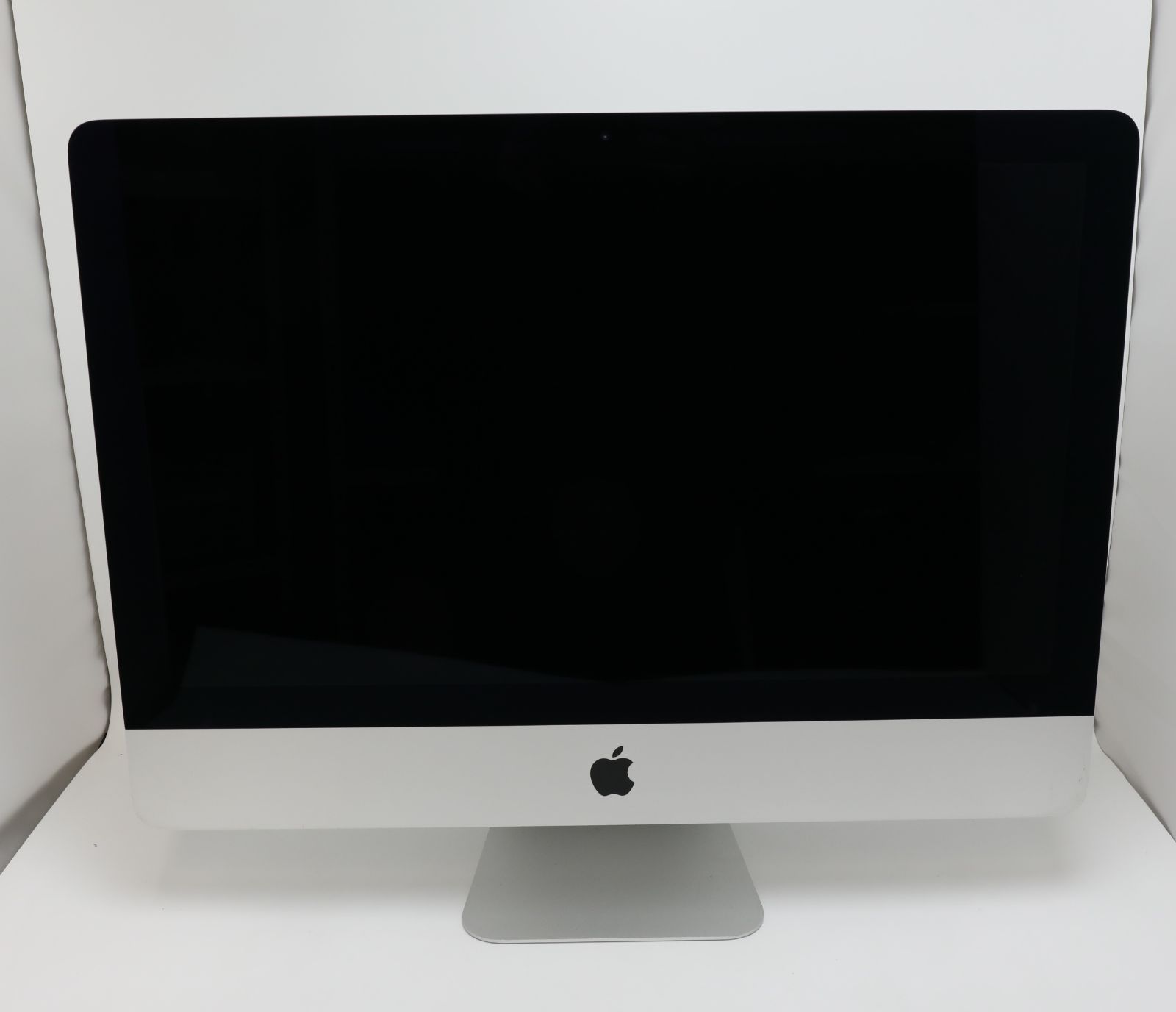 Apple iMac 21.5インチ Retina 4K MK452J/A Late2015 Corei5(3.1GHz) 8GB 1TB