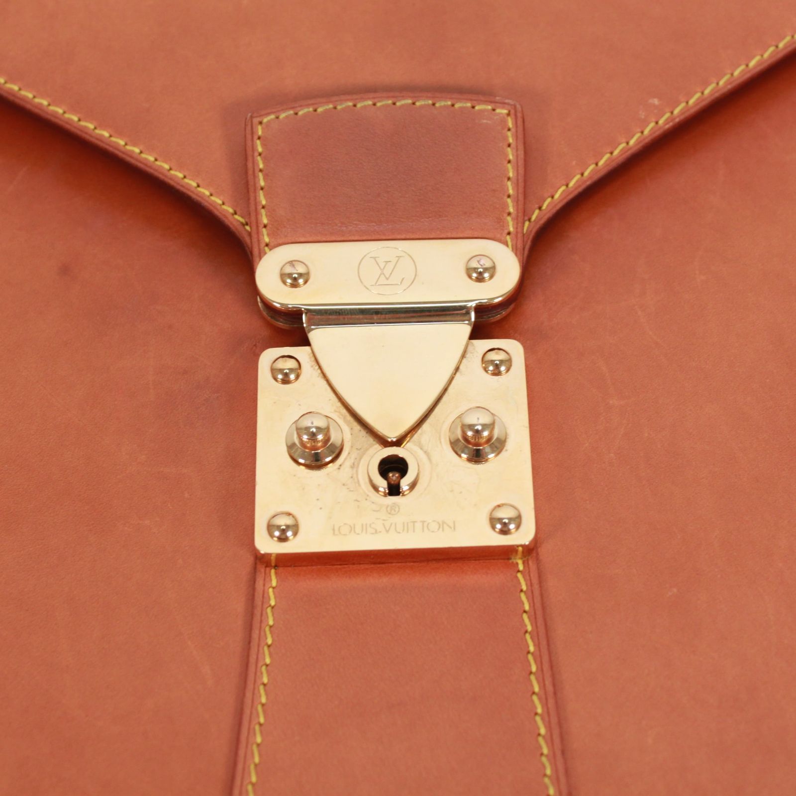 LOUIS VUITTON ルイヴィトン】ノマド アタカマ ドゥ コンパルティマン