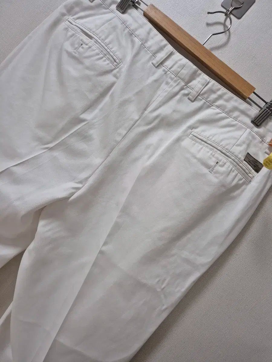 LACOSTE ラコステ
