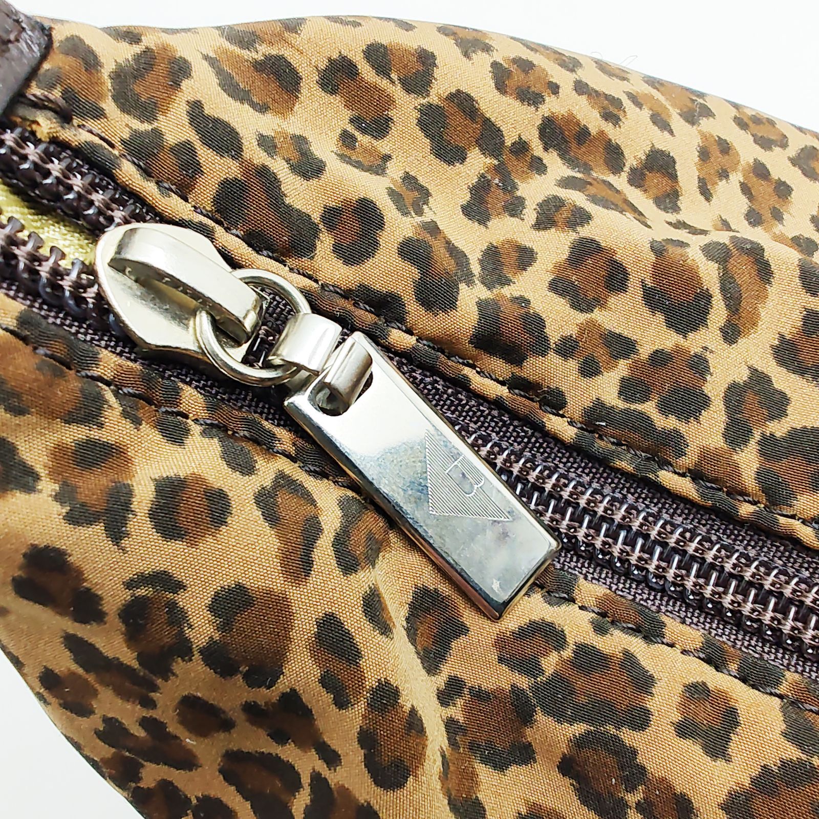 ボッテガ ヴェネタ レオパード 豹柄 ミニ リストレット ポーチ ブラウン