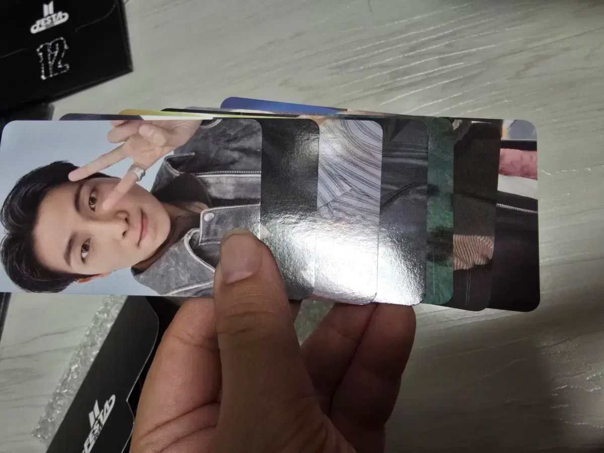 BTS 12周年フェスタ グッズ バンダナ トレカ