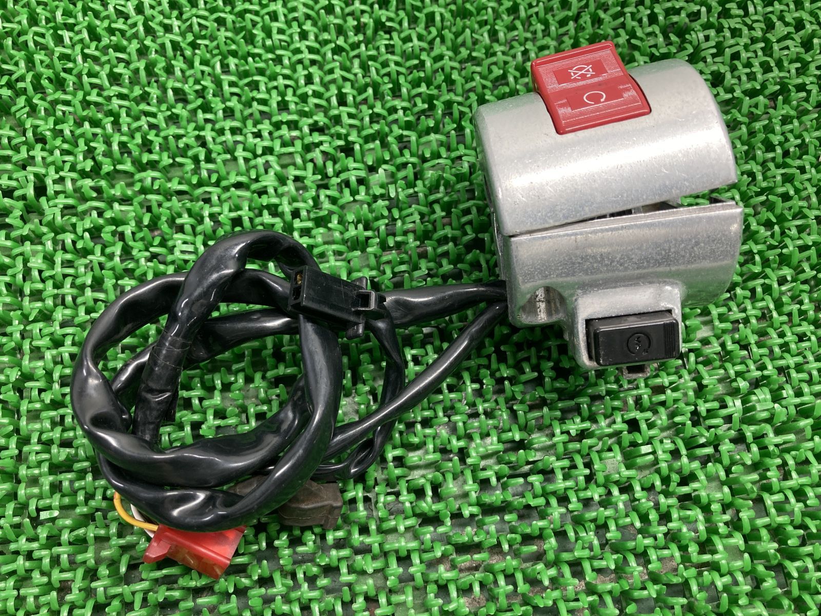 シャドウ400 ハンドルスイッチ 右 ホンダ 純正 中古 バイク 部品