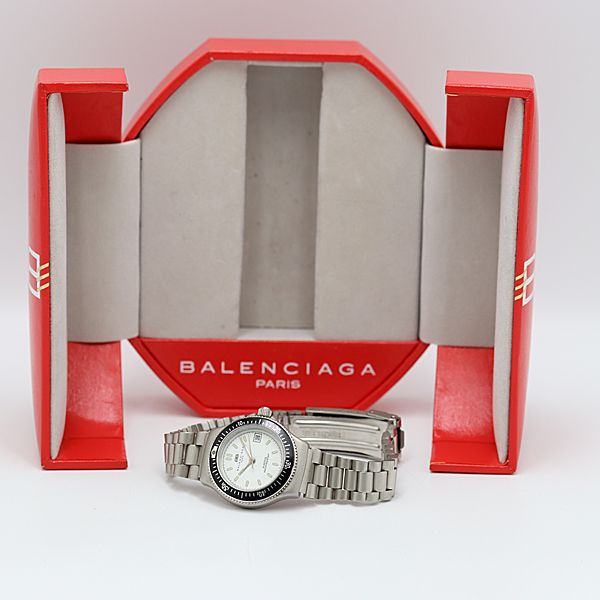 稼働品 BALENCIAGA バレンシアガ 腕時計 白文字盤 クォーツ 2針 稼働品 BALENCIAGA バレンシアガ 腕時計 白文字盤 クォーツ 2針