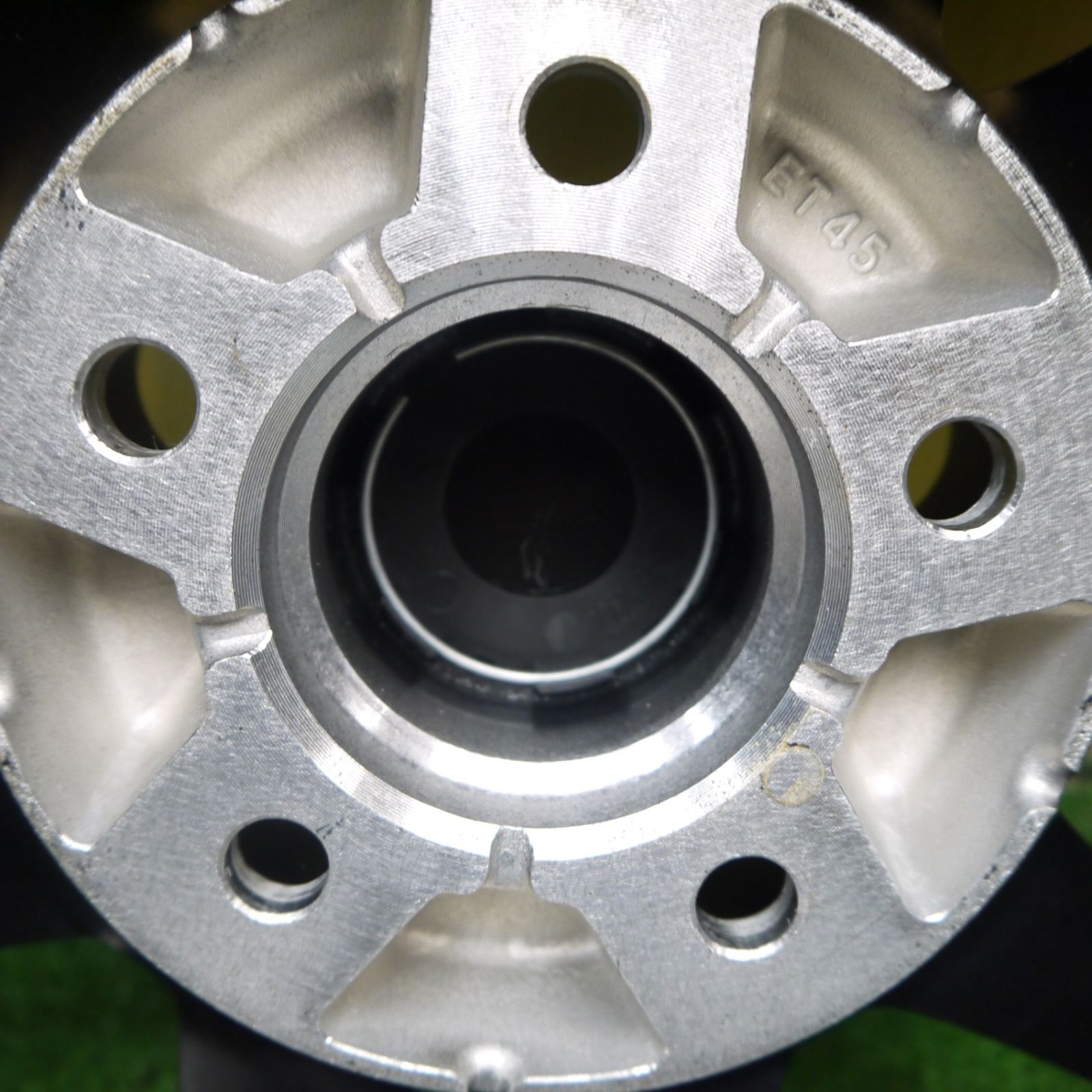 送料無料] キレイ☆プリウス 等 ZACK JP-550 MONZA アウトレット JAPAN