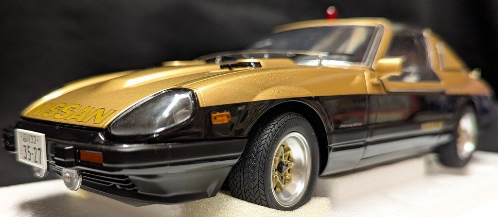 AUTOart 1 18 オートアート コンポジットモデル 日産 フェアレディ 280Z 西部警察 スーパーZ 77476