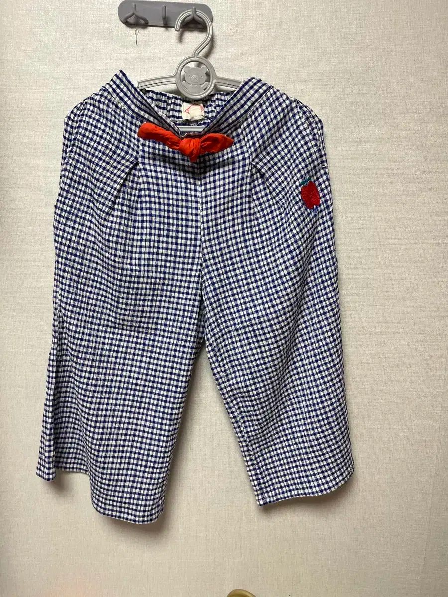 【中古】 女優志穂美悦子/Ｊパブリッシング/山根貞男 中古】 女優志穂美悦子/Jパブリッシング/山根貞男 中古】 女優