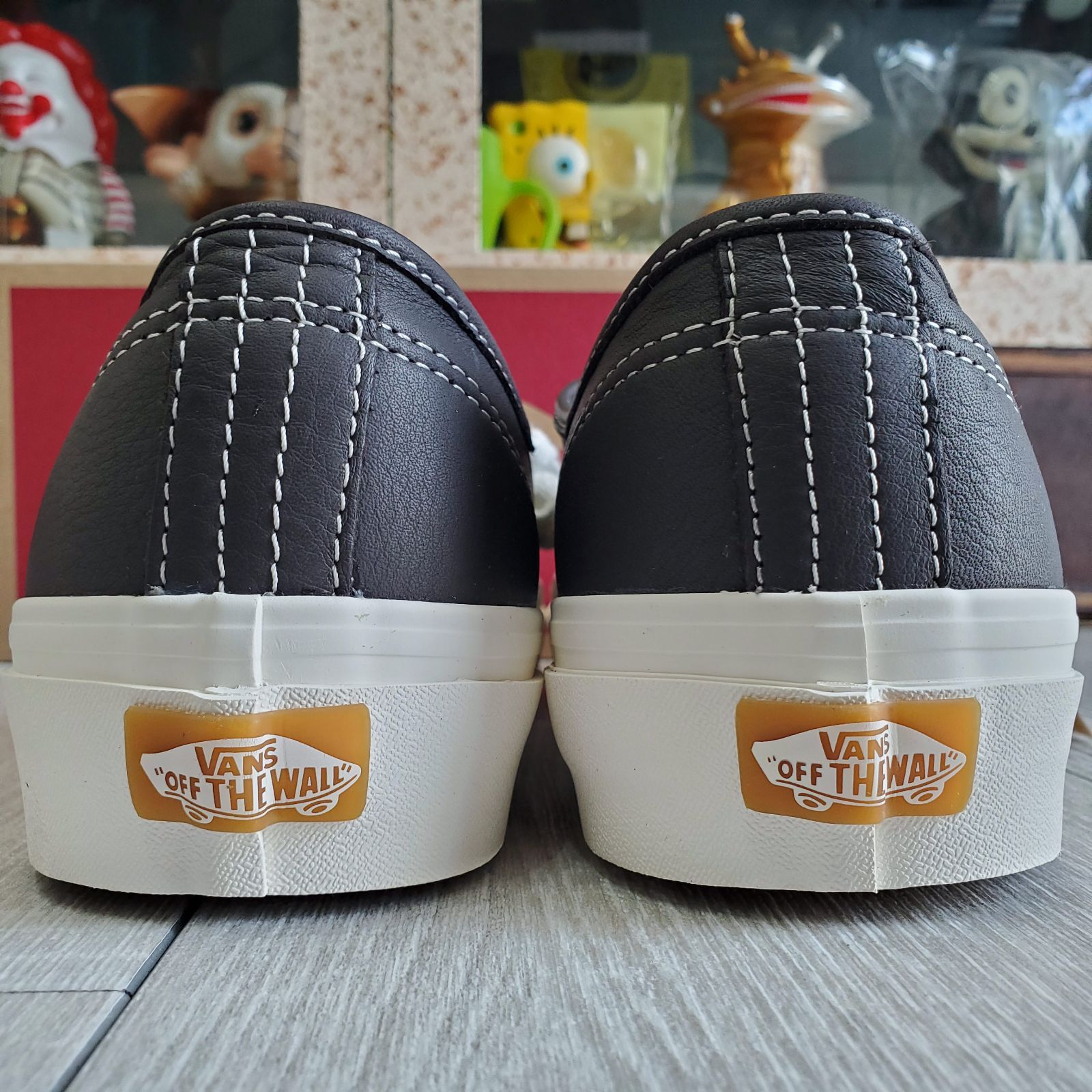 VANSバンズ□新品未使用 2022年 USA企画 廃版 ロンハーマン取扱い アナハイムファクトリー Authentic 44DX ECO  Theory Leather Chocolate オーセンティック US8H JP26.5 本革 レザー 定価12100 - メルカリ